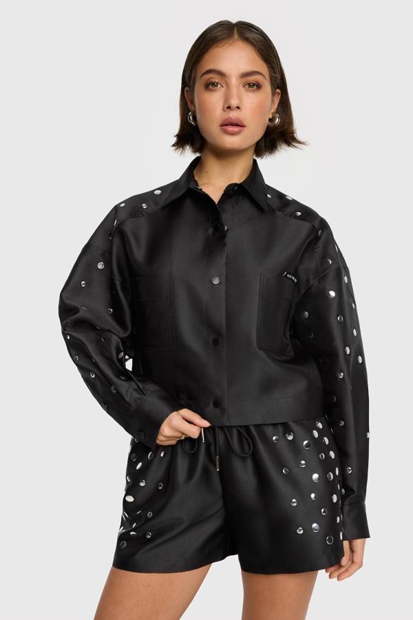 Studs_cropped_blouse_zwart