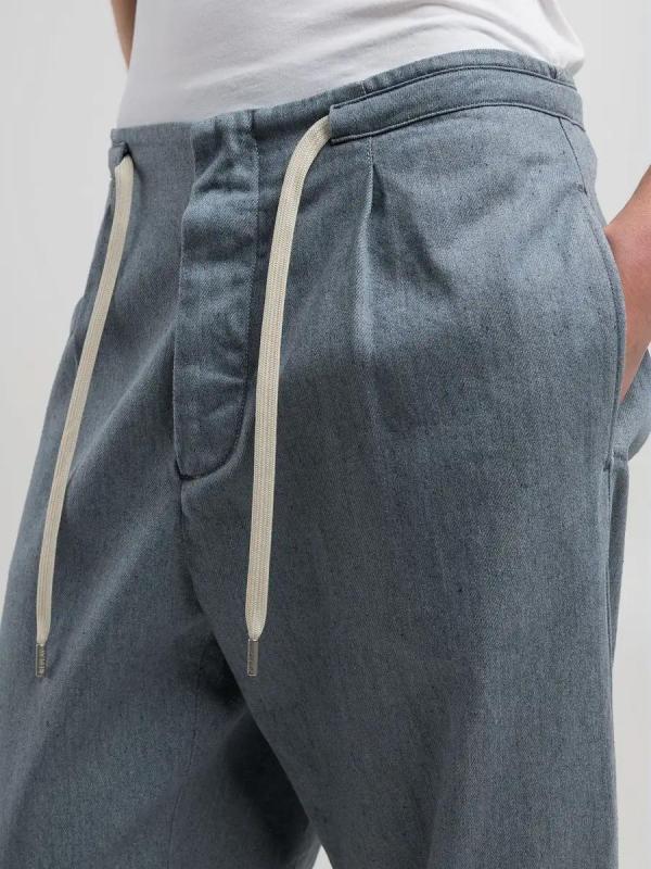 TAPERED_FIT_DENIM_TROUSERS_3