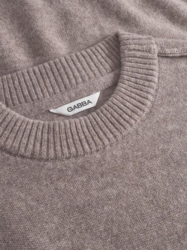 Tokota_knit_lt_brown_4
