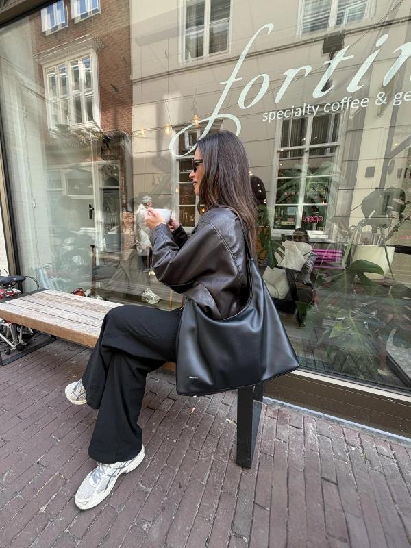 Tote_bag_Bold_Noir_1