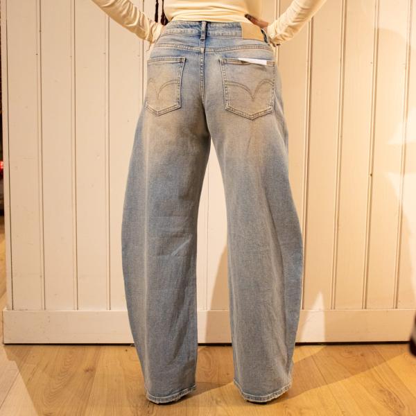 W3880_Barrel_stars_Jeans__2
