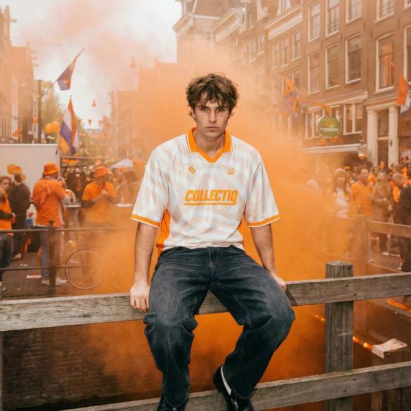 Wavy_petal_soccer_jersey___off_white_1