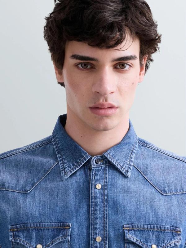 Western_denim_shirt_medium_blue_2