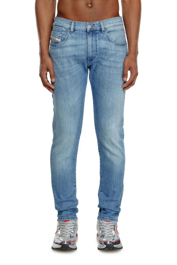 _2019_D_Strukt_slim_fit_jeans_light_blue__3