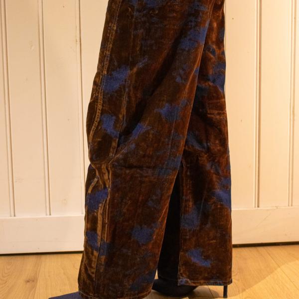 _Velvet_barrel_denim_bruin_1