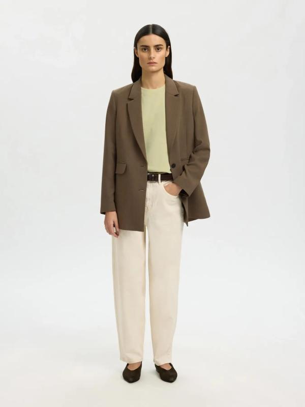 essential_boxy_tee_lint_4