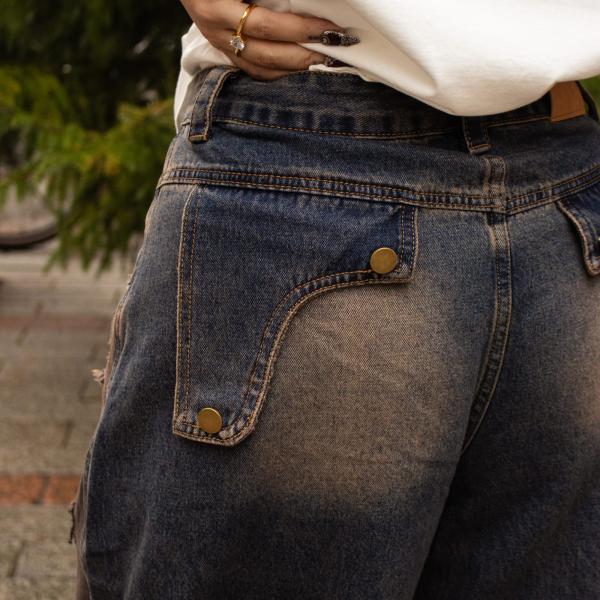 wide_leg_barrel_distressed_jeans