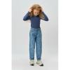 Romina_denim_mom_fit_light_blue